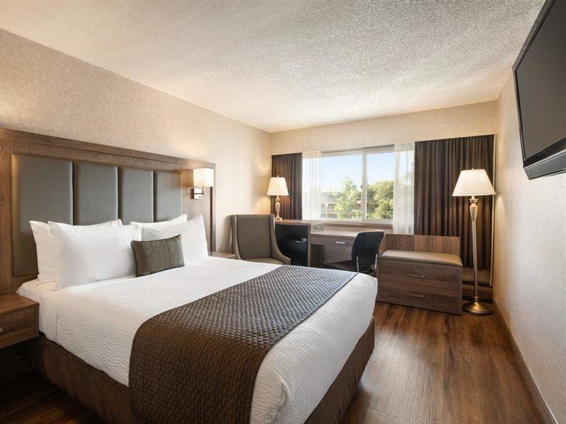 Days Inn By Wyndham Victoria On The Harbour Εξωτερικό φωτογραφία