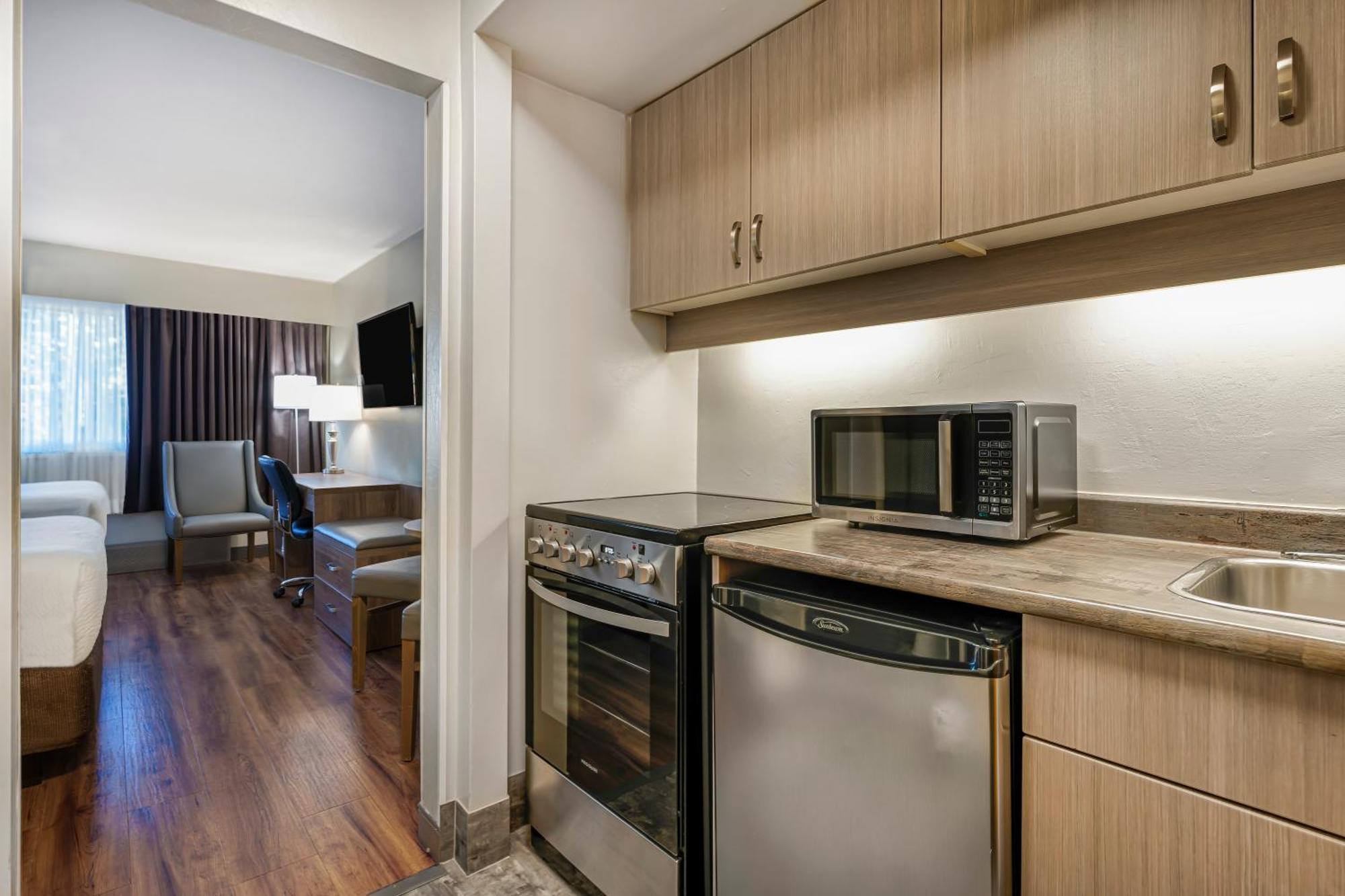 Days Inn By Wyndham Victoria On The Harbour Εξωτερικό φωτογραφία