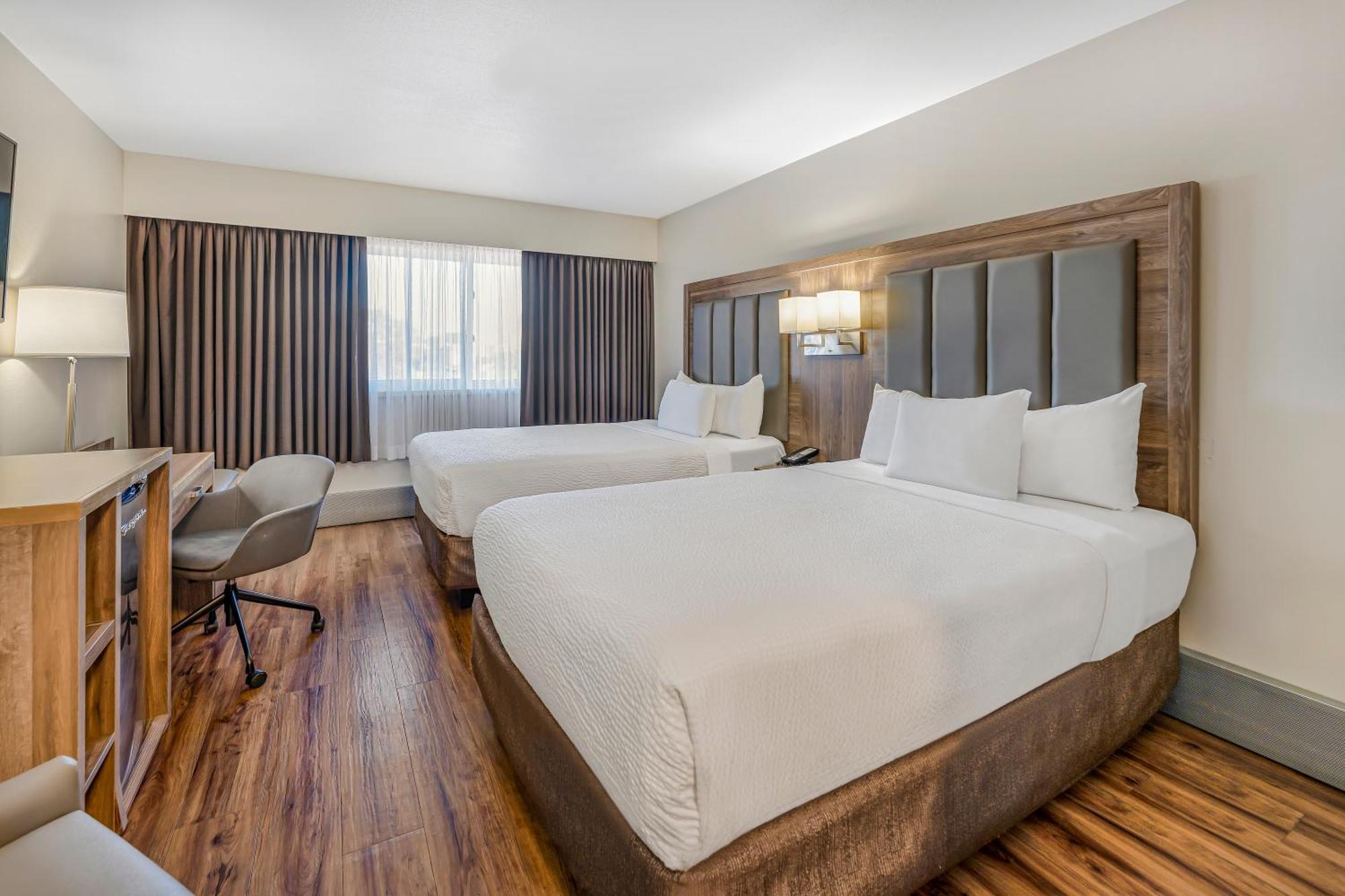 Days Inn By Wyndham Victoria On The Harbour Εξωτερικό φωτογραφία